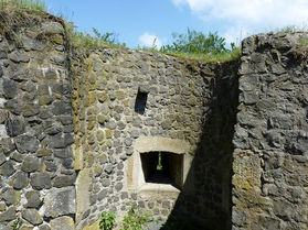 Die Weidelsburg bei Naumburg (Foto: Karl-Franz Thiede)